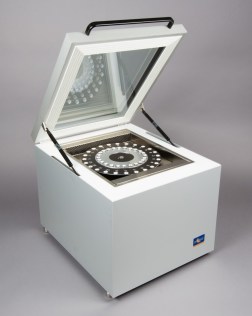 A multiple sample Dynamic Vapour Sorption analyser from ProUmid